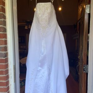 David’s Bridal wedding dress